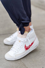 Load image into Gallery viewer, Tie-ankle pants in Navy