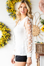 Load image into Gallery viewer, Woman's Textured Applique Long Sleeve Blouse