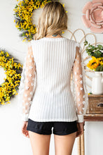 Load image into Gallery viewer, Woman's Textured Applique Long Sleeve Blouse