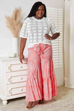 Load image into Gallery viewer, Woman's Ribbed Trim Round Neck Knit Top